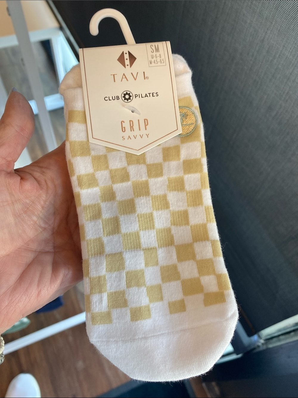 Savvy Checkered Ankle Grip Socks - White & Light Yellow